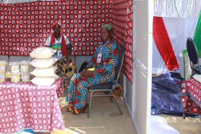 DES COOPÉRATIVES ET ENTREPRISE APTES À CONTRIBUER AU DÉVELOPPEMENT DURABLE