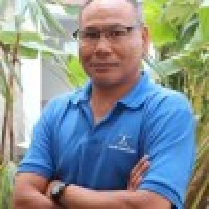 There is a big paradox in Indonesia: we are the second largest food waster in the world and at the same time there are still people starving. My job is to connect the dots and make sure that the food that would be wasted is donated to the people who need it. By doing this simple work, Rikolto can achieve two goals at once: reduce food waste and reduce the burden on disadvantaged people.